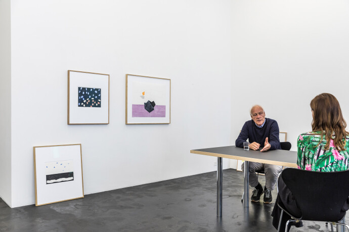 Jürgen Partenheimer in der Galerie im Juli 2021, Foto: Peter Baracchi